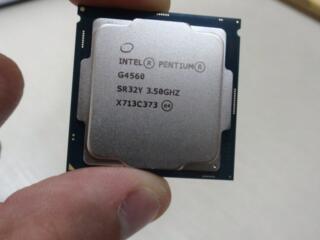 ПРОДАМ ПРОЦЕССОРЫ 1151 СОКЕТ. Pentium G4560 2 ядра 4 потока! Вайбер!
