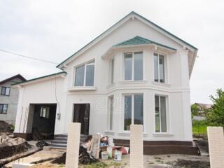 Casa Cricova sectorul nou Strada M.Sadoveanu 16 Suprafața  140mp Casa 