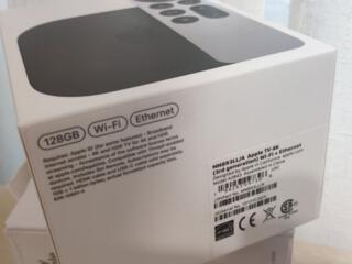 NEW 2022 Apple TV 4K WiFi + Ethernet 128 GB. Cutia din imagine.
