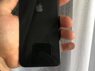 Продам iPhone 8 Plus