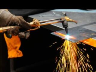 Услуги газосварщик резчик, резка металла(резак)