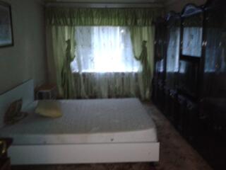 Сдам 3-комн. кв. Добровольского/10 линия 1/9эт 7500 грн