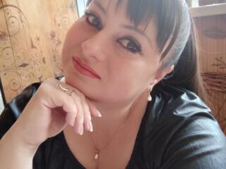 Гадаю по картам Таро. По фото - ясновидение..