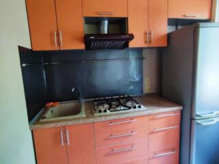 Сдам 2-комнатную квартиру с ремонтом на ул. Генерала Петрова.