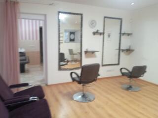 Княжеская: сдам оборудованный салон красоты в районе Нового базара!