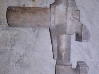 Продам тиски