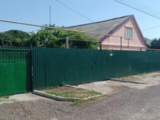 Дом на Кировском рядом с суворовским училище