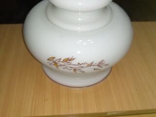 Продам большой плафон и 3х рожковая люстра в хорошем состоянии