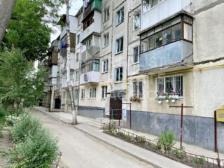 Apartament cu 2 camere, 43 m², 8 cartier, Bălți