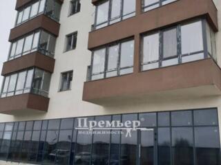 У продажу 2 кімнатна квартира в новому зданому цегляному будинку.