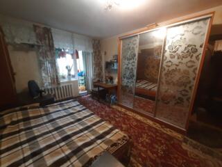 Комната возле Метро Героев Днепра, пр. Оболонский 34А, для 2-х человек