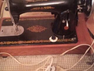 Продам швейную машинку недорого