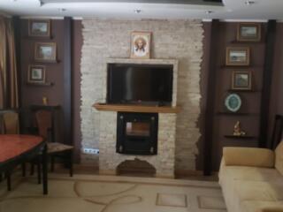 Хорошая квартира, тихий двор.