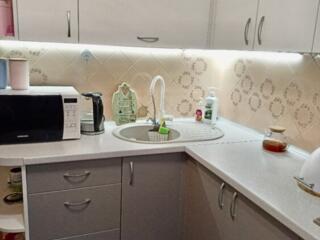 Продам квартиру с видом на парк ГенПетрова