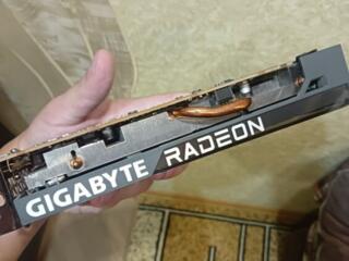 Продается видеокарта AMD Radeon RX 6400 4GB