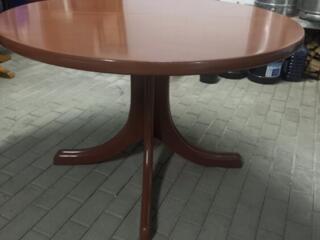 Продам круглый стол