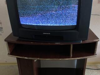 Продам телевизор Daewoo (вместе с тумбой)