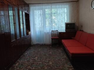 Сдается 1 комн. кв. 5-ти этажн. дома на 4-этаже по ул. Молодогвардейская