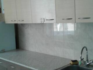 1-к Серова/Ясиновского, с ремонтом, 5500грн