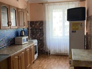 Сдам 2 к. квартиру на Сахарова/ Заболотного.