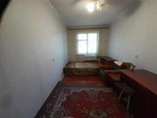 Сдам 1-комнату в коммуне, 1/5, Филатова. 12/6. Бойлер, стиральная маши