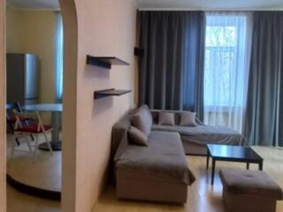 Сдам 3-ком. двухуровневую квартиру в центре Одессы.