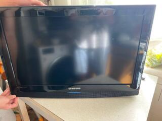 Продам отличный телевизор Samsung 66 см диагональ