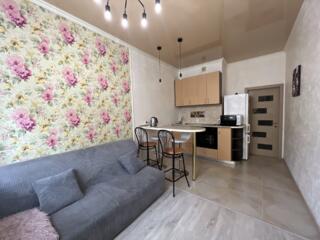 Продам уютную квартиру с балконом в Аркадии