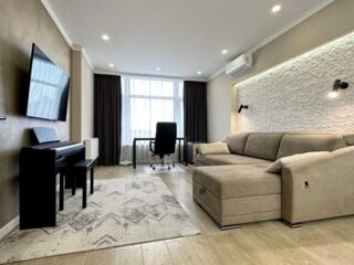 довгострокова оренда 2-к квартира Київ, Голосіївський, 900 $/міс.