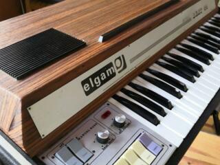 Синтезатор Elgam 44, Yamaha PSR-260, Yamaha PSR-240, Yamaha PSR-175