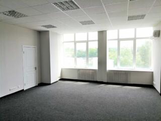 довгострокова оренда офісне приміщення Київ, Голосіївський, 22040 грн.