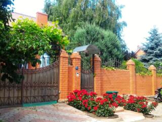 СДАМ 2- эт. дом в 1-м ряду от моря в элитном кооперативе Совиньон-1