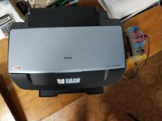 Epson Stylus Photo R270.