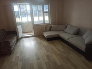 Сдается 3-комнатная квартира на Мечникова (частично меблированная)