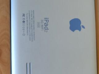 Продам iPad 2 (на запчасти)