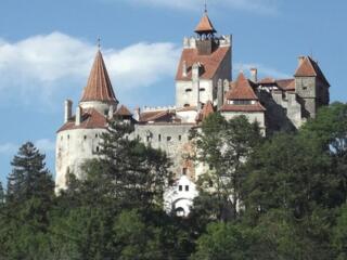 Fiece Weekend -Tur la Brasov+Castelul Bran+Peles-90 euro/1 pers, 1 zi