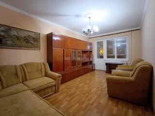 Глушко: сдам недорого 2 ком. квартиру в отличном районе на Таирова!