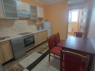 Сдам евродвушку ЖК массив Радужный, 22/1. Таирово. Генератор