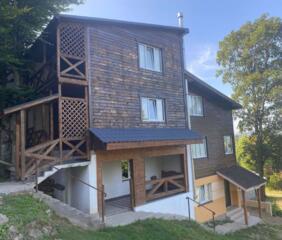 Готель гірськолижний курорт Красія