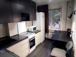 Продам 2-к квартиру с ремонтом на ж/м Левобережный-3