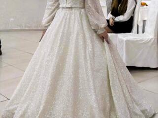 Продаю свадебное платье! Vand rochie de mireasa!
