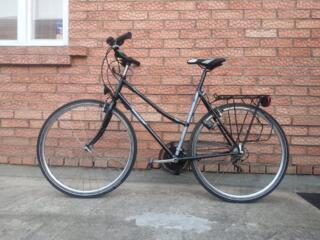 Продам велосипед Gazelle Medeo с багажником