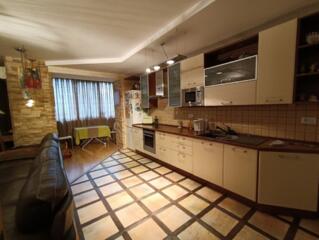 Продам 2 комнатную квартиру в Аркадии!