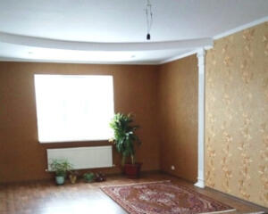 Продам 4-уровневый дом в Суворовском районе. Общая площадь - 275 ...