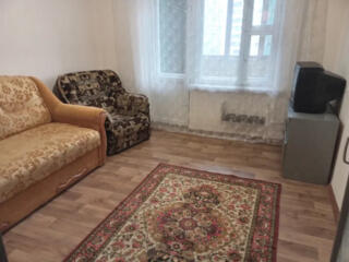 1 ком-я на вул. Радунська №38, Метро Почайна