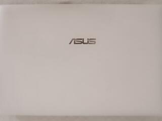 Asus X501A. 15.6", Intel B830, на запчасти.