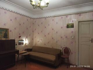 В продаже часть дома на два входа возле Дюковского парка на Слободке. 