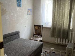 Продам 3-комнатную квартиру по ул. Генерала Петрова