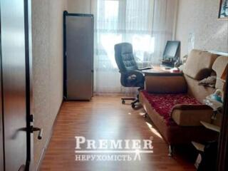 Пропонується до продажу трикімнатна квартира