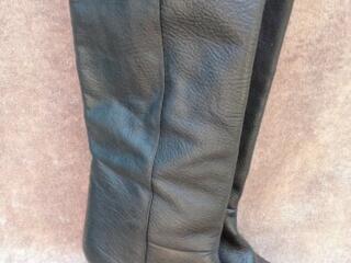 Кожаные женские сапоги, 39 размер